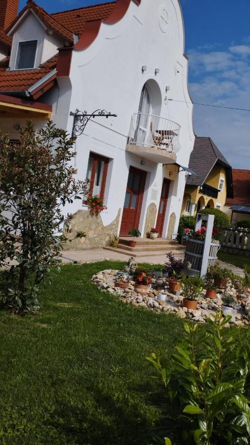 Regori Haz Hotell Balatongyörök Eksteriør bilde