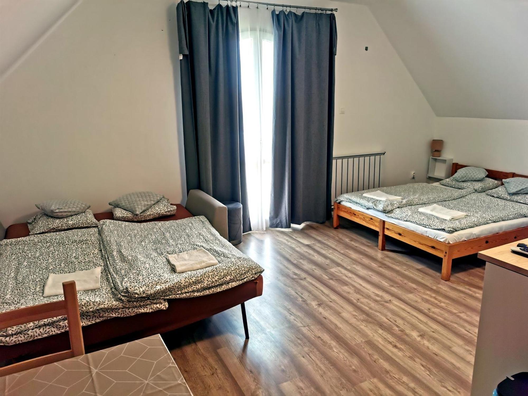 Regori Haz Hotell Balatongyörök Eksteriør bilde